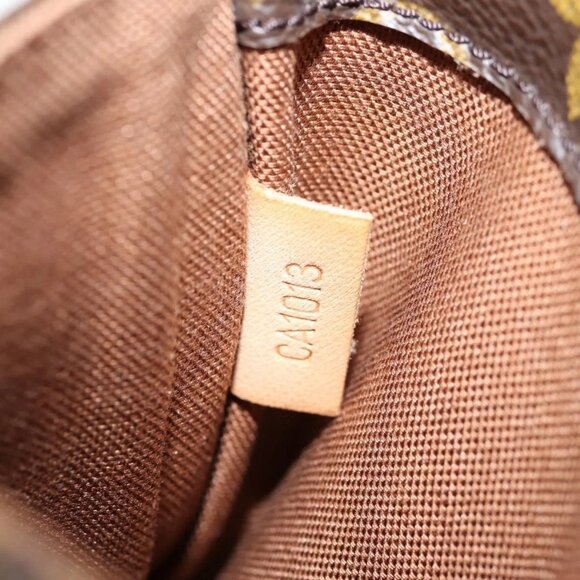 LOUIS VUITTON Monogram Pochette Gange Shoulder Bag M51870 LV Auth yk18953V - Picture 12 of 16